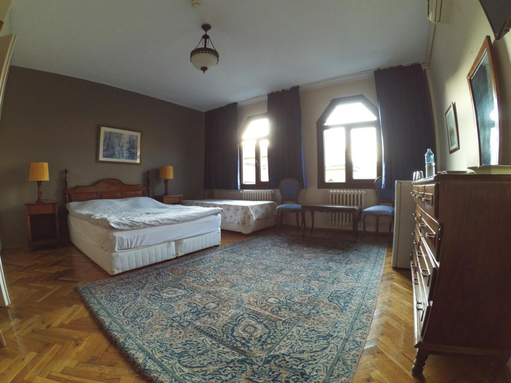 Berk Guest House - Grandma'S House Стамбул Номер фото