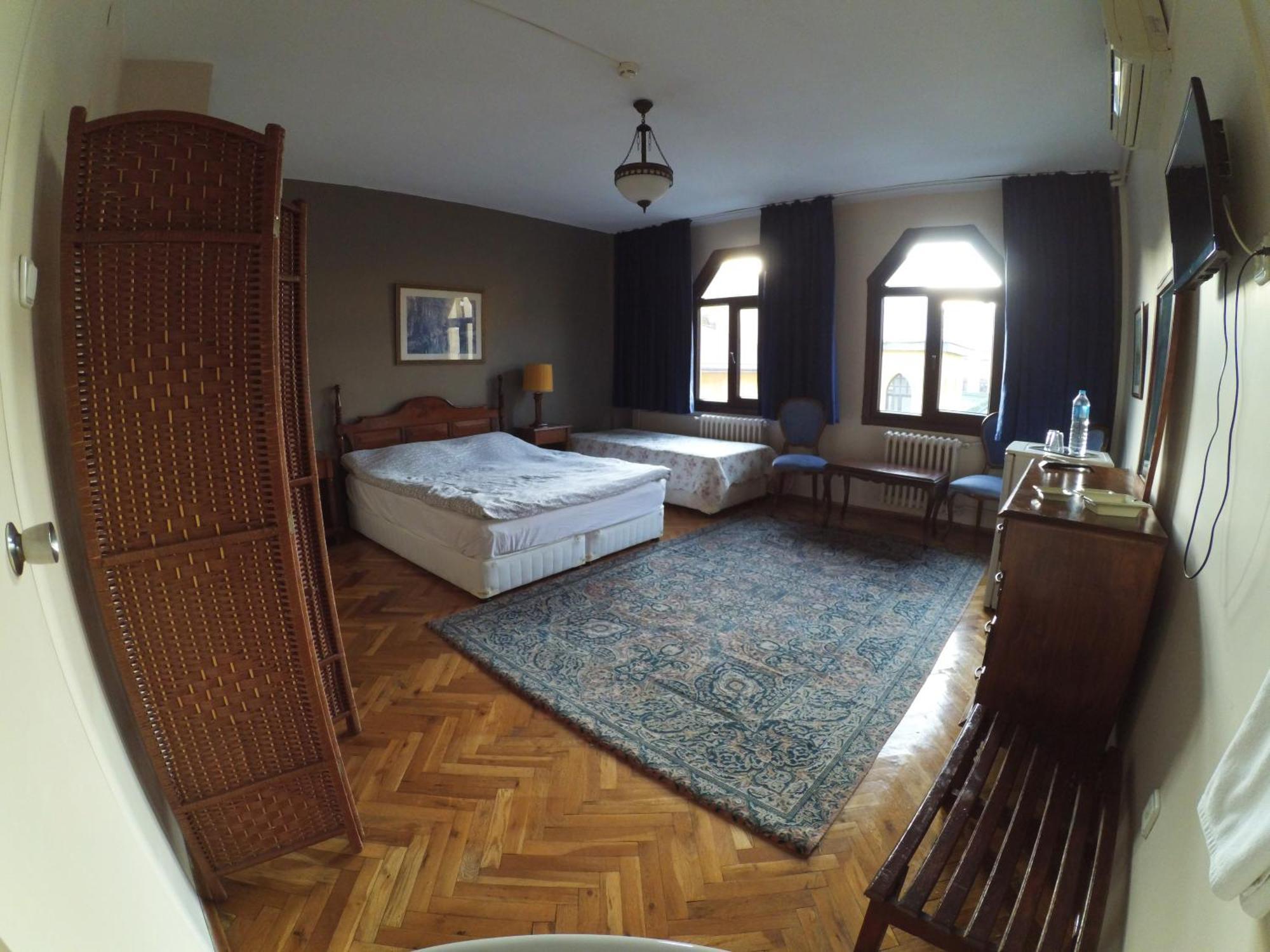 Berk Guest House - Grandma'S House Стамбул Номер фото