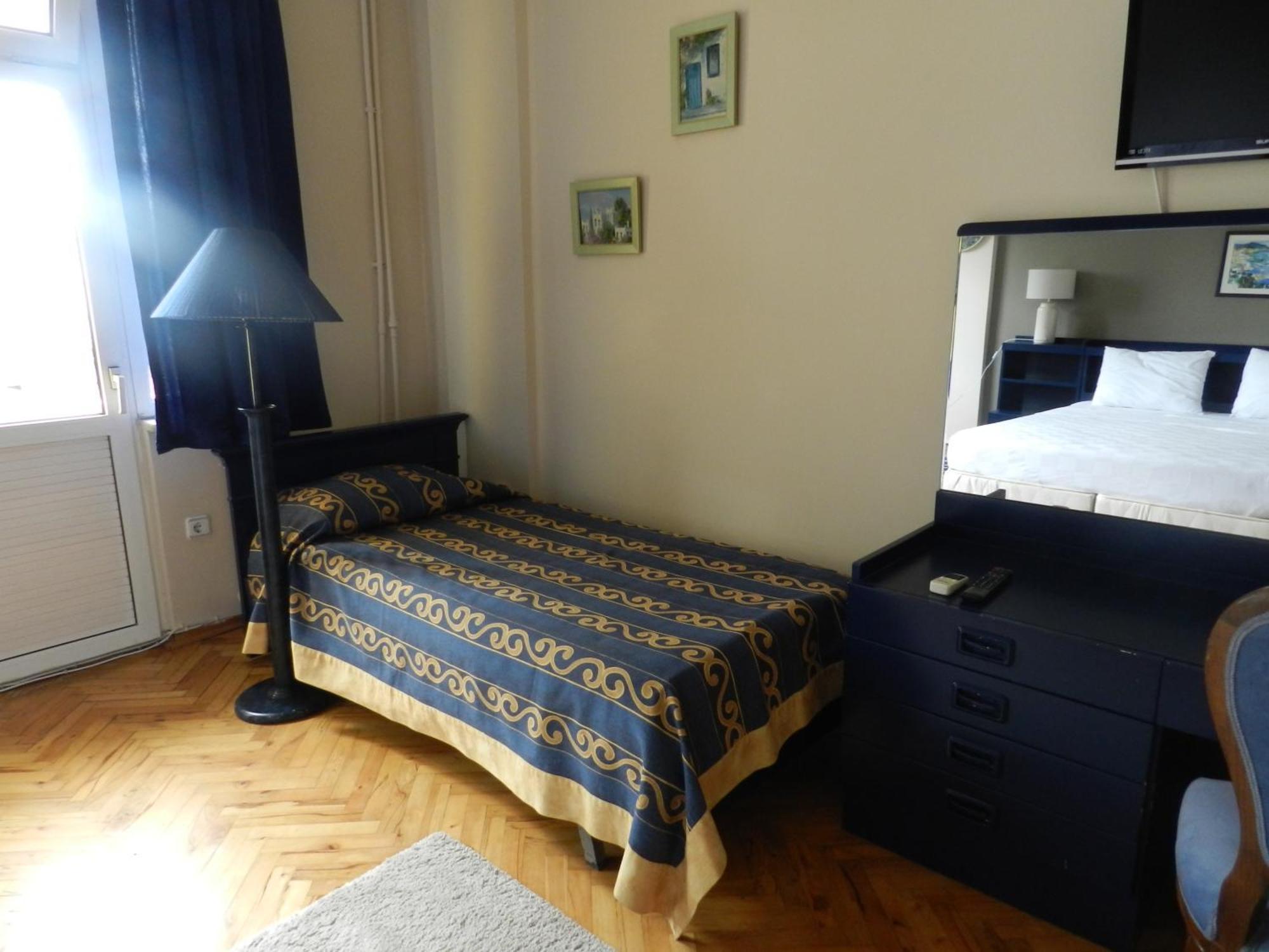 Berk Guest House - Grandma'S House Стамбул Номер фото