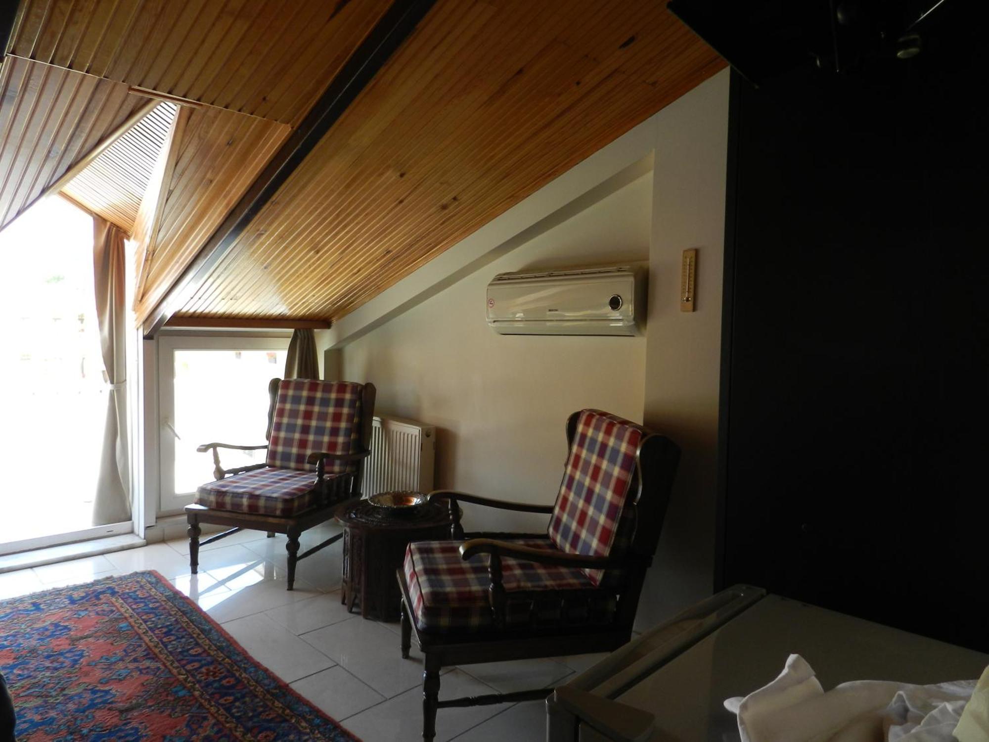 Berk Guest House - Grandma'S House Стамбул Номер фото